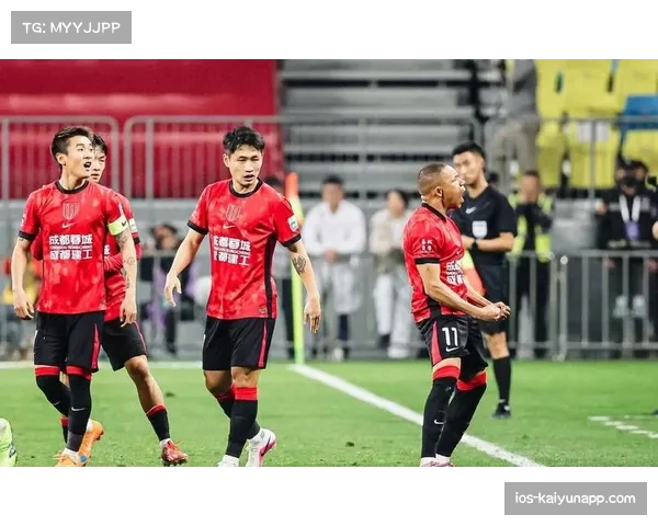 成都蓉城王东升两助攻成战术奇兵 阿洛伊西四后卫体系激活边后卫进攻属性